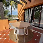 Luxury 4 Bd Penthouse With Private Pool By Hostlovers דירה