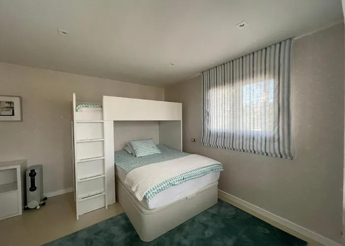 Luxury 4 Bd Penthouse With Private Pool By Hostlovers شقة