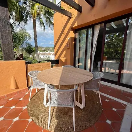 Luxury 4 Bd Penthouse With Private Pool By Hostlovers Lägenhet