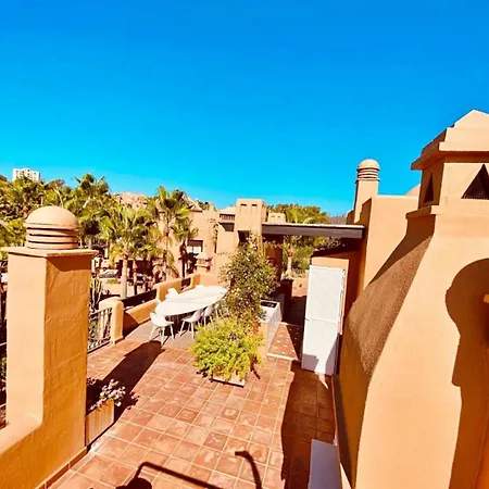 شقة Luxury 4 Bd Penthouse With Private Pool By Hostlovers ماربيا