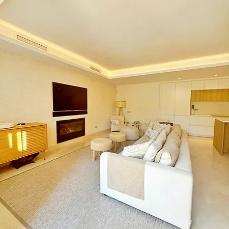 Appartement Luxury 4 Bd Penthouse With Private Pool By Hostlovers