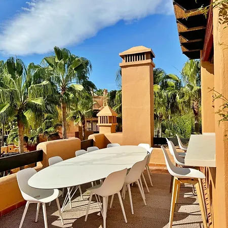 Luxury 4 Bd Penthouse With Private Pool By Hostlovers * ماربيا