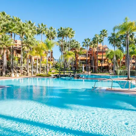 Lägenhet Luxury 4 Bd Penthouse With Private Pool By Hostlovers *