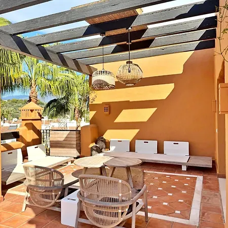 Appartement Luxury 4 Bd Penthouse With Private Pool By Hostlovers