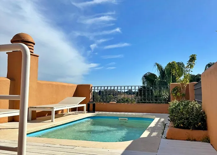 Apartament Luxury 4 Bd Penthouse With Private Pool By Hostlovers *