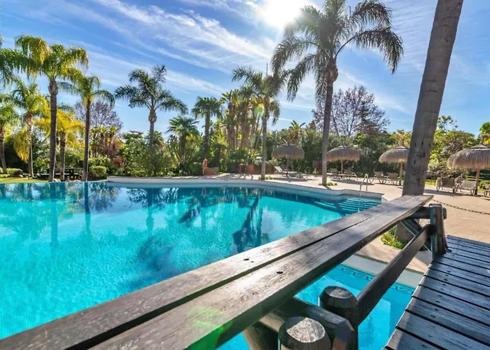 Apartament Luxury 4 Bd Penthouse With Private Pool By Hostlovers Marbella