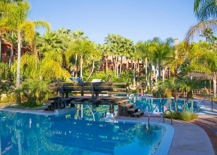 Apartament Luxury 4 Bd Penthouse With Private Pool By Hostlovers Marbella