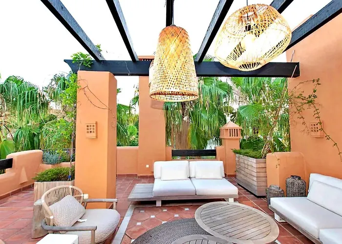 아파트 Luxury 4 Bd Penthouse With Private Pool By Hostlovers 마르베야