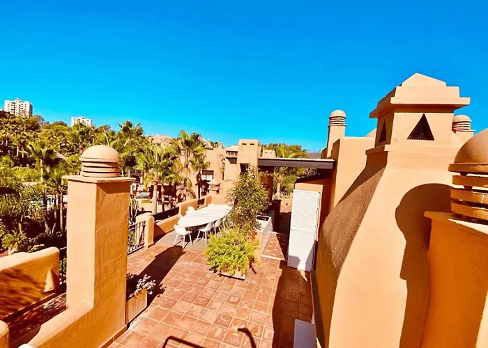 アパート Luxury 4 Bd Penthouse With Private Pool By Hostlovers マルベーリャ