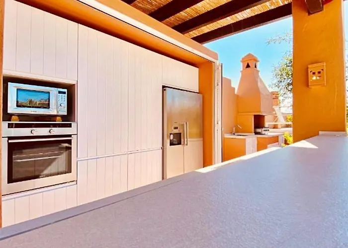 アパート Luxury 4 Bd Penthouse With Private Pool By Hostlovers マルベーリャ