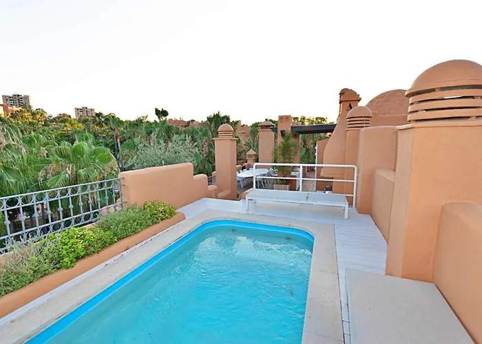 アパート Luxury 4 Bd Penthouse With Private Pool By Hostlovers マルベーリャ